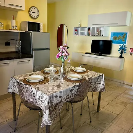 Reale Порт-Аццурро